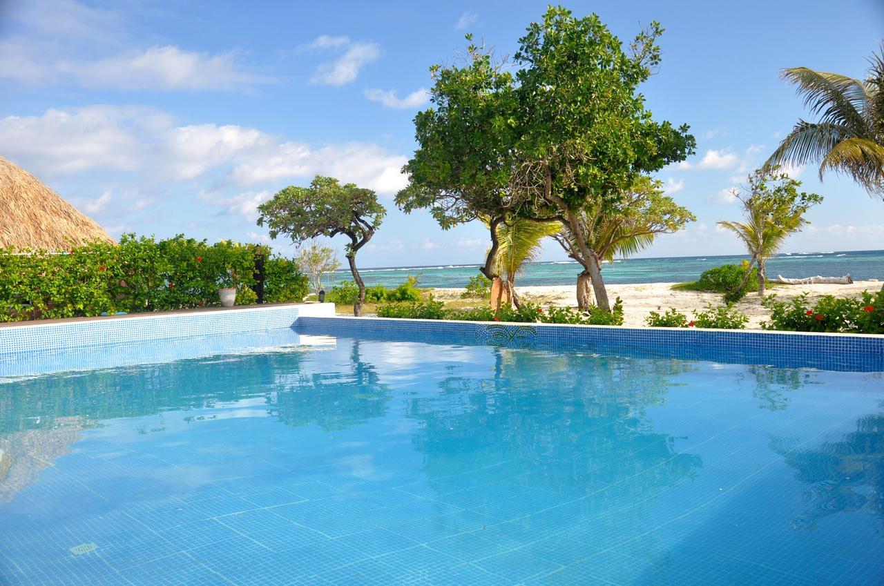 Viwa Island Resort Exterior photo