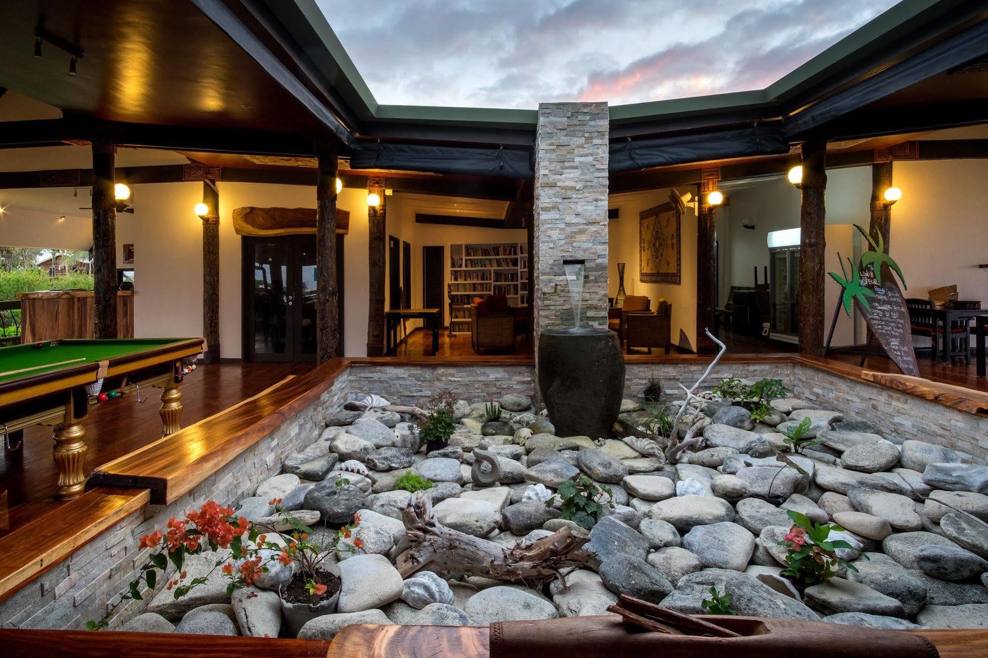 Viwa Island Resort Exterior photo